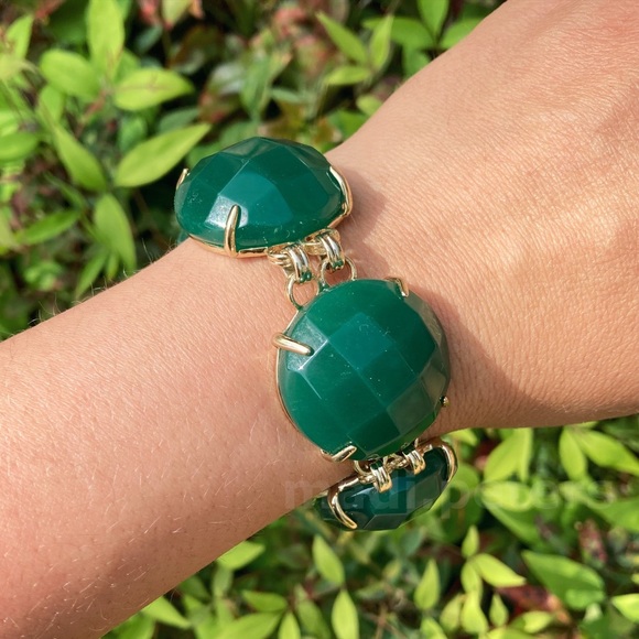 Kendra Scott Cassie Bracelet in Green Onyx - Picture 6 of 7